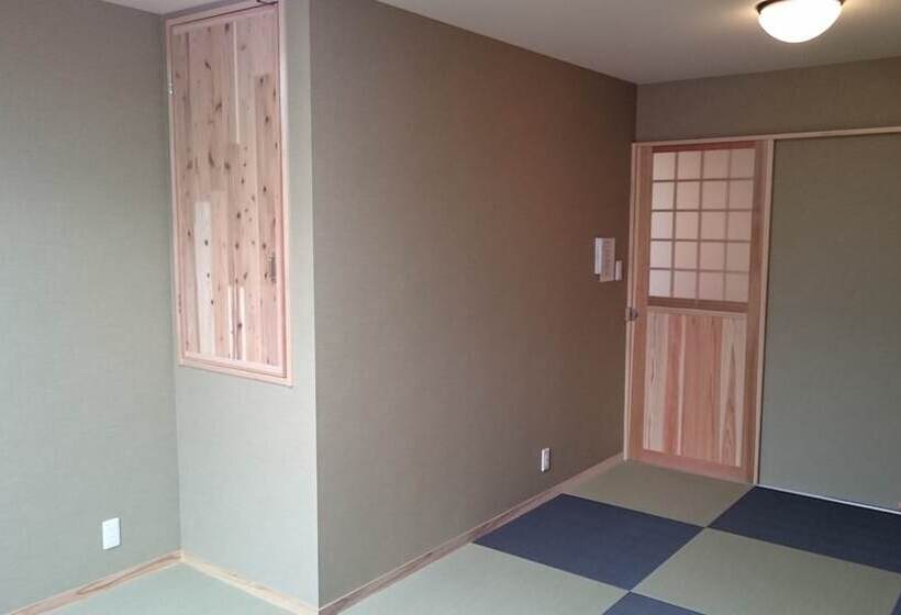 Hostel Kyoto Nishijin No Yado