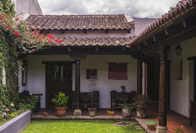 تختخواب و صبحانه Casa Naranjo