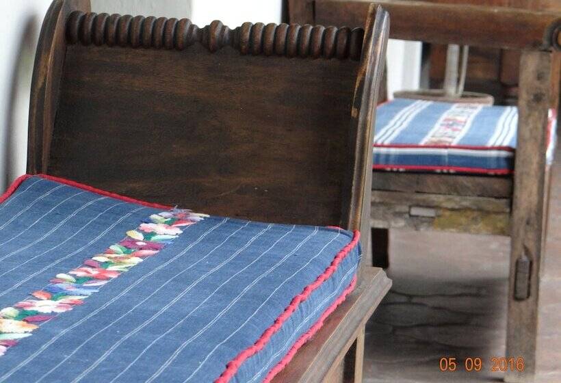 تختخواب و صبحانه Casa Naranjo