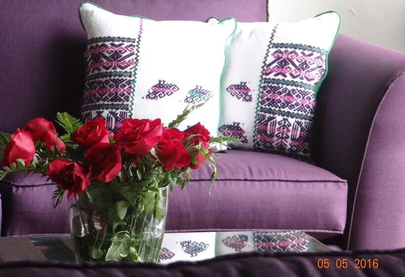 تختخواب و صبحانه Casa Naranjo