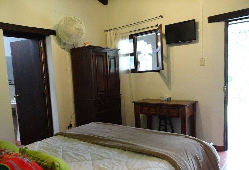 تختخواب و صبحانه Casa Naranjo