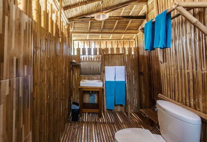 هتل Anyavee Krabi Beach Resort