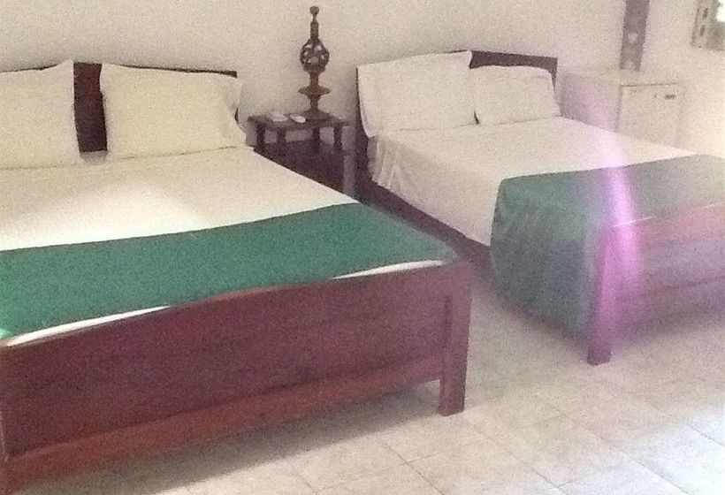 هتل Auberge Du Rayon Vert