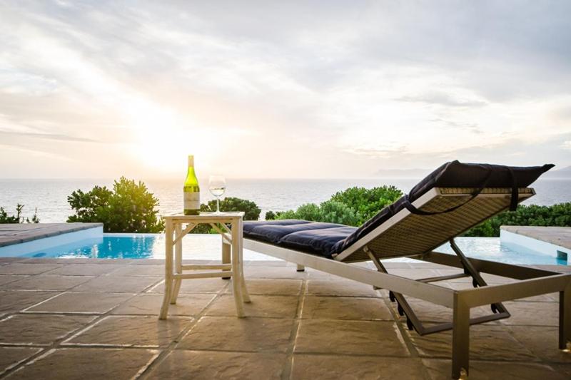 La Petite Baleine Oceanfront Luxury Villa