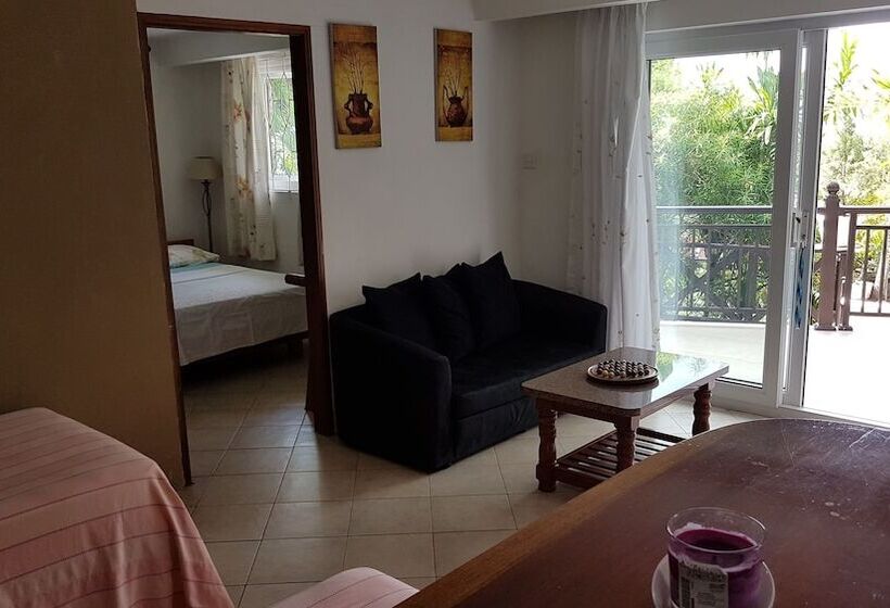 پانسیون Chez Lorna 3 Nights Or Plus