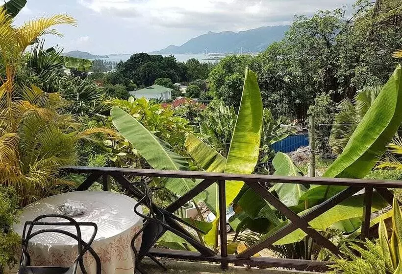 پانسیون Chez Lorna 3 Nights Or Plus
