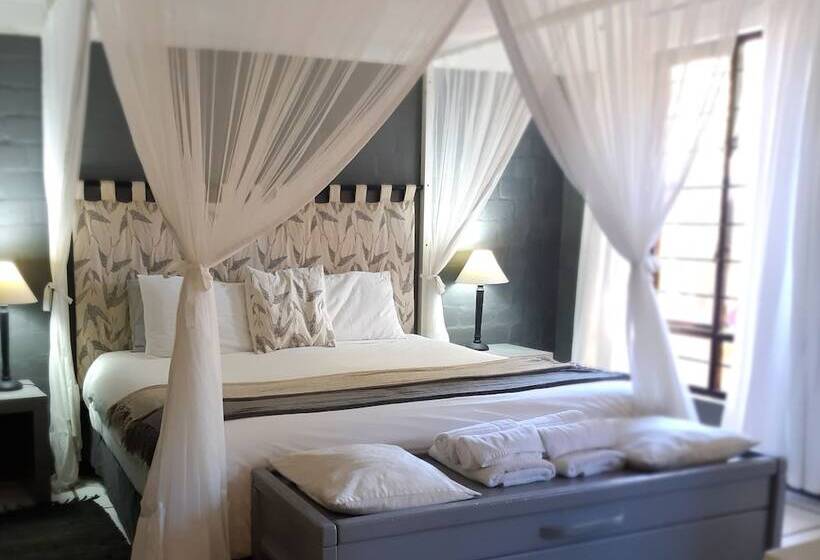 פנסיון Hornbill House