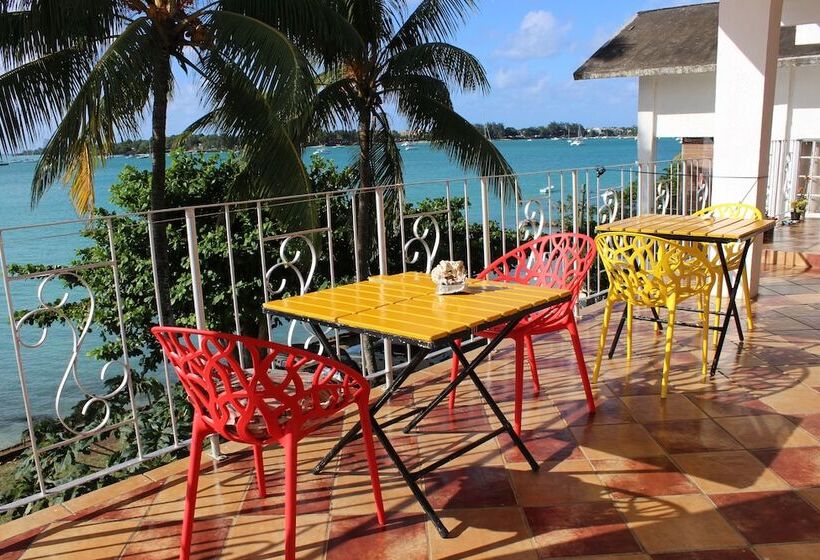 پانسیون Pillay Guest House