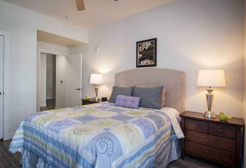 Sunshine Suites At East Village