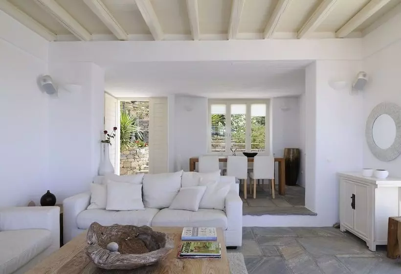 Villa Joy