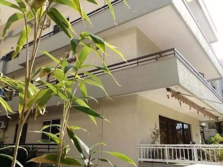 Emmanuel Apartments