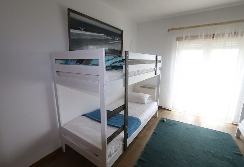 Ferrel Surf House Hostel