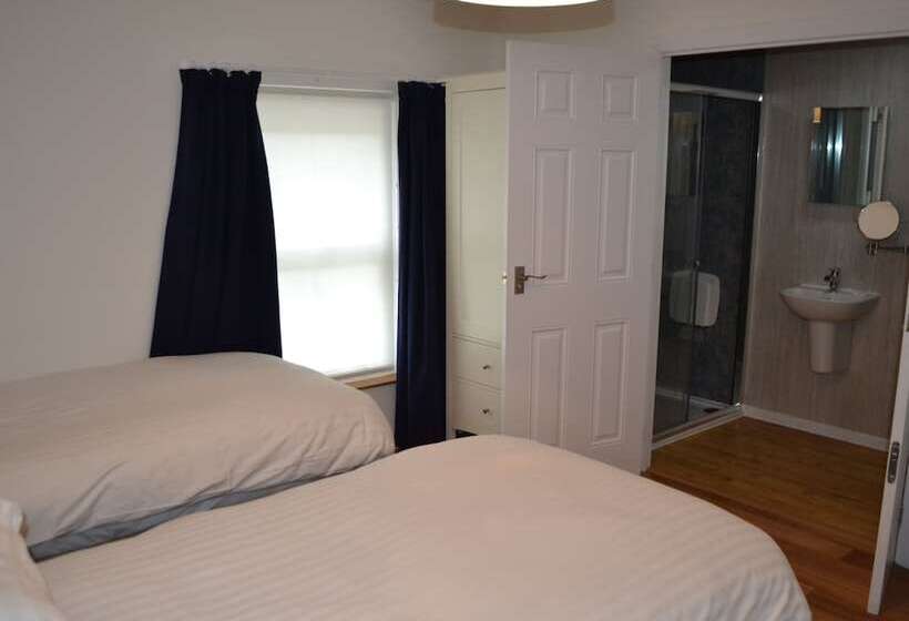 여관 The Queens Head