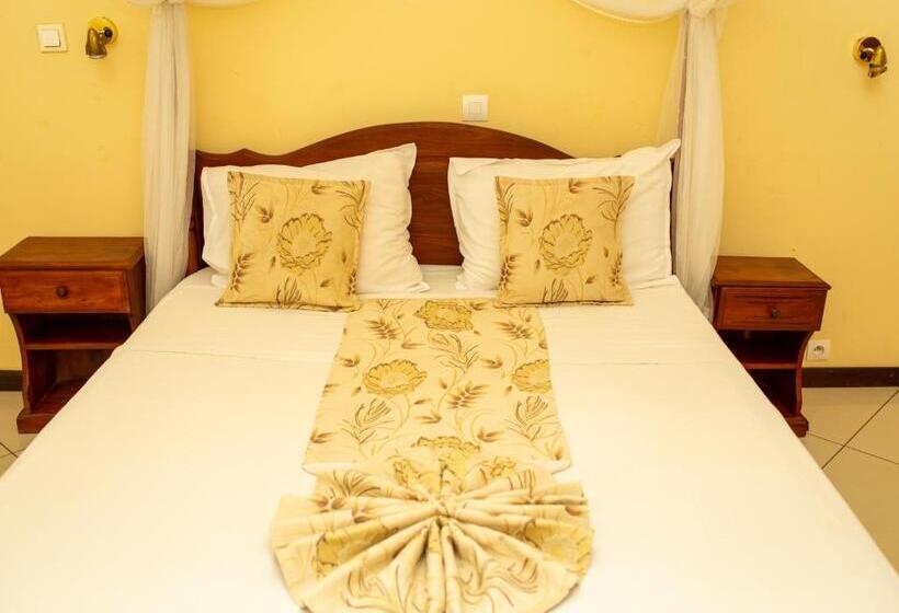 Amazone Hotel Tulear