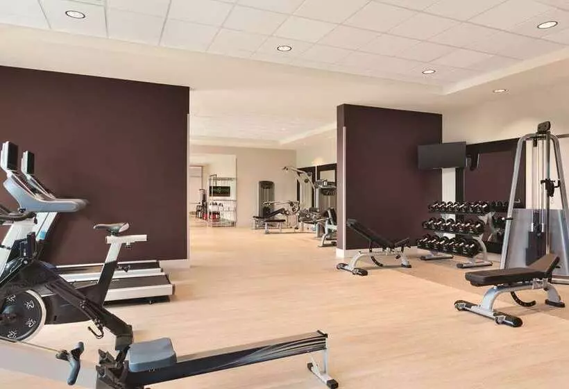 هتل Home2 Suites By Hilton Phoenix Tempe, University Research Park