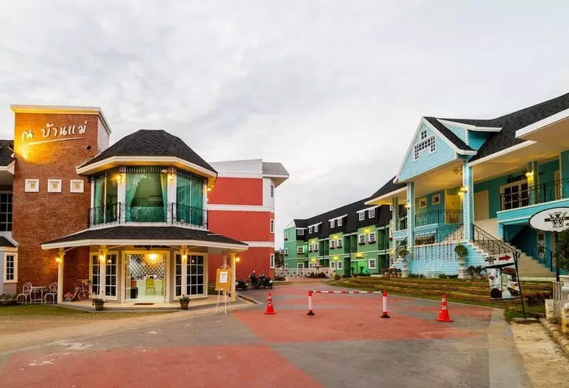 هتل Na Banmae Resort