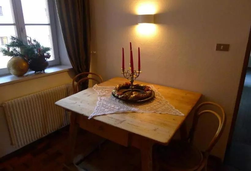 Hotelli Steinhauswirt