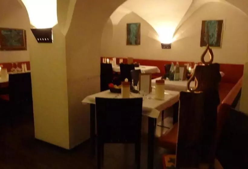 Hotelli Steinhauswirt