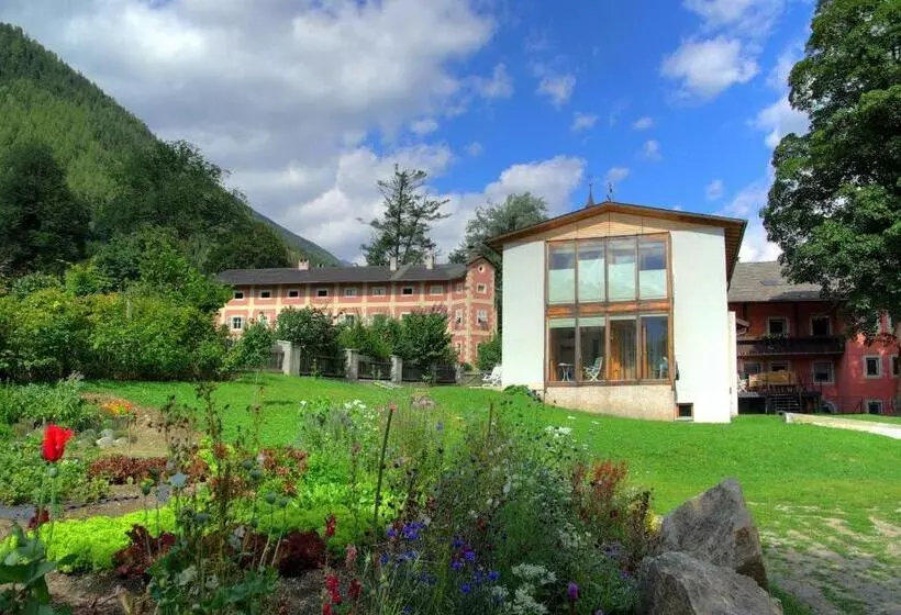 Hotelli Steinhauswirt
