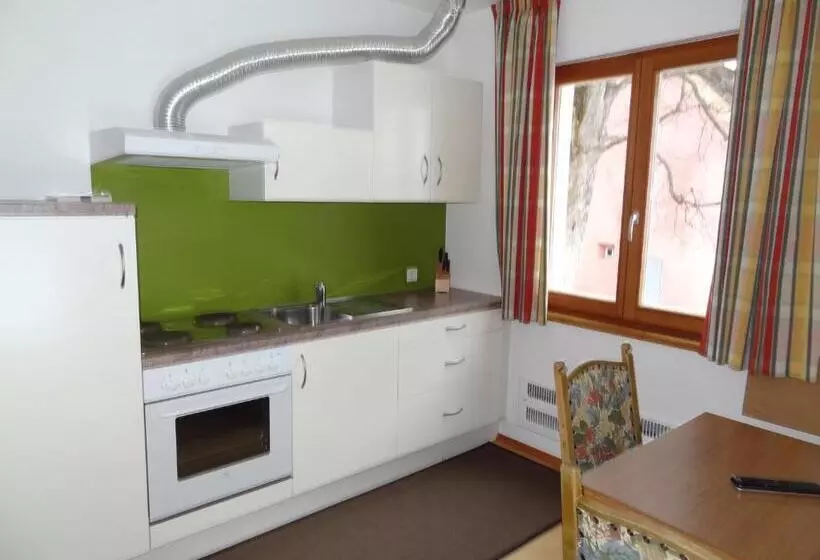 Hotelli Steinhauswirt
