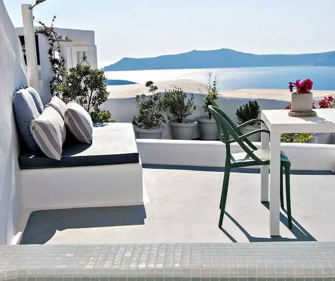 Revelis Villa & Canava