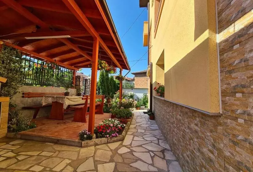 Family Hotel Dalia