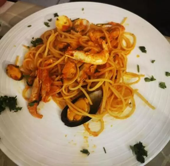 ホテル Albergo Ristorante Pizzeria Bellavista