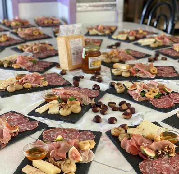 בית מלון כפרי Albergo Ristorante Pizzeria Bellavista