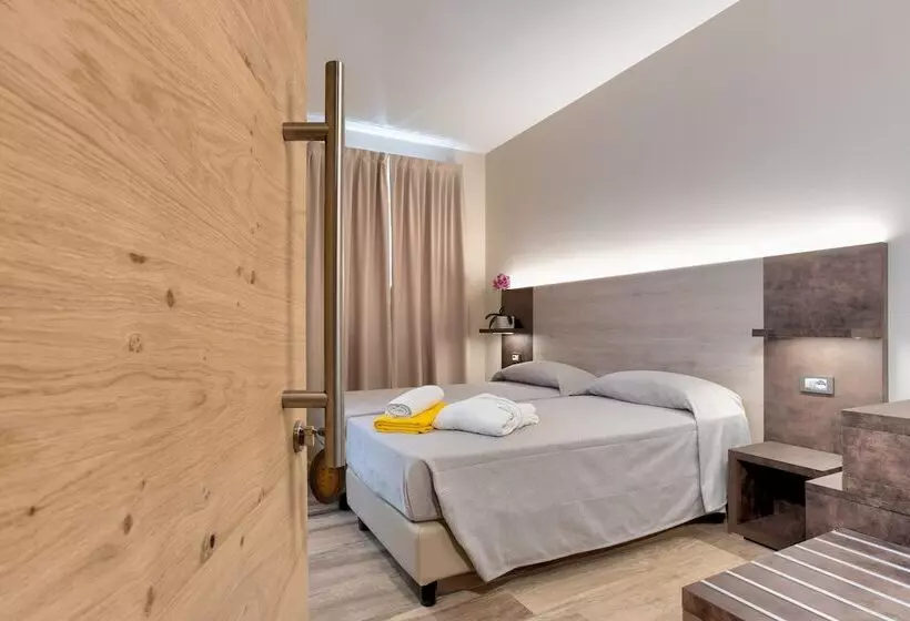 Hotelli Aurora