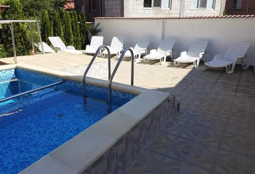 Family Hotel Dalia