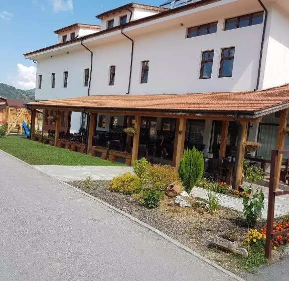 Hotel Podkovata