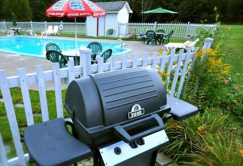 Motel De La Pente Douce