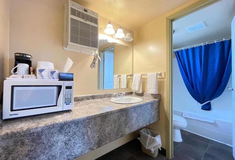 Мотель Dockside Inn