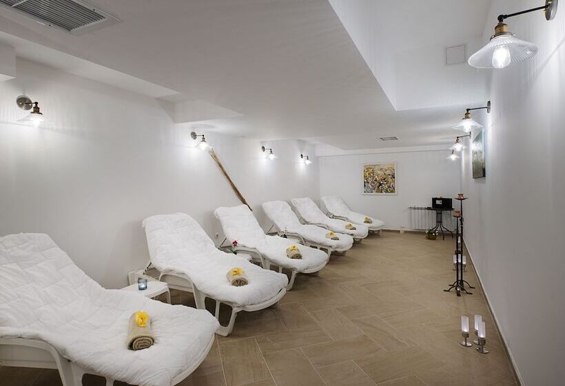 리조트 Park Hotel And Spa Vella Hills