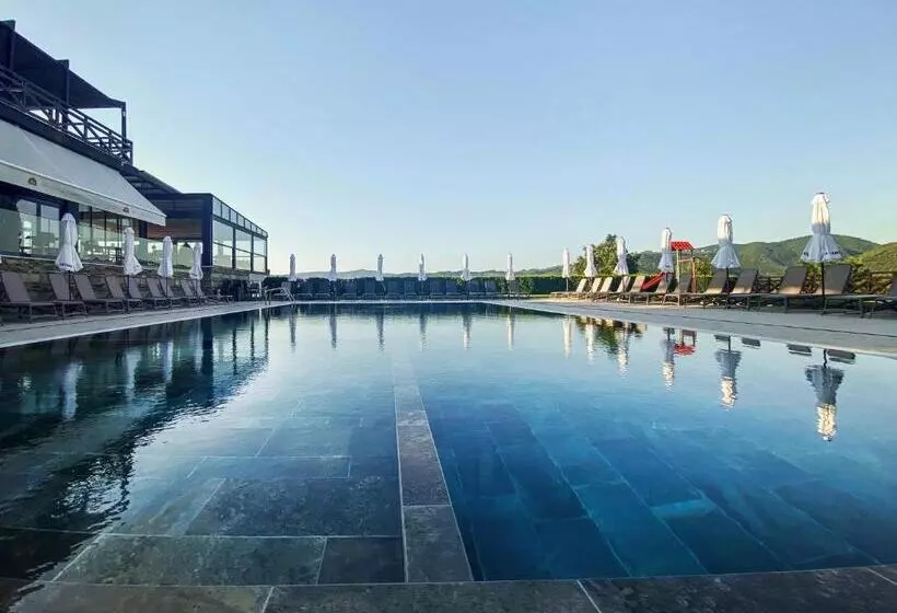 Rocca Resort