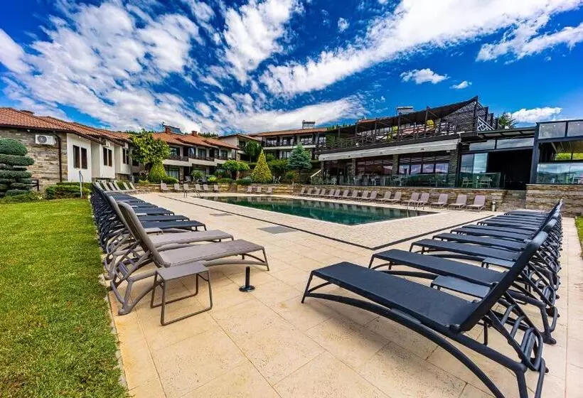 Rocca Resort