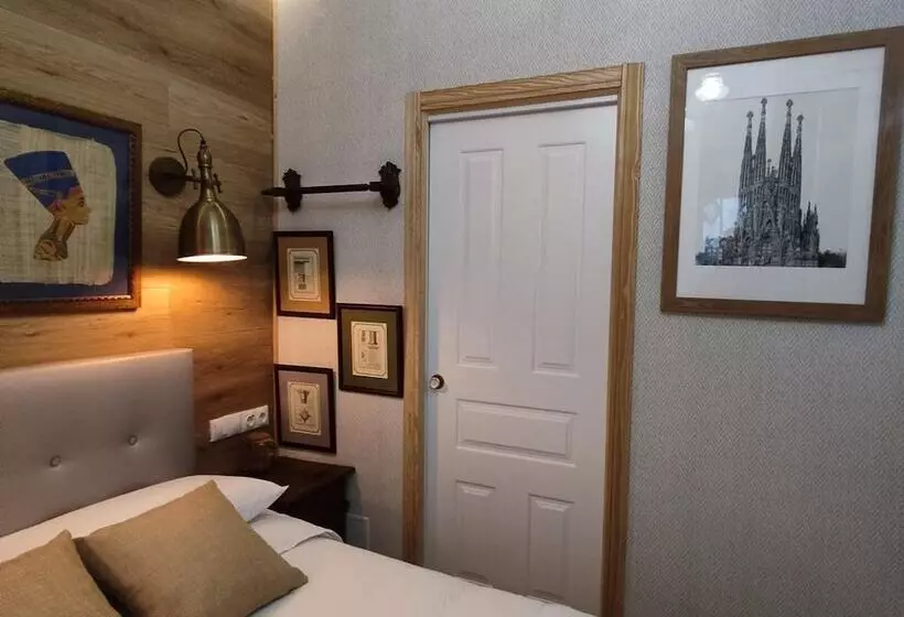 هاستل Studios Or Privates