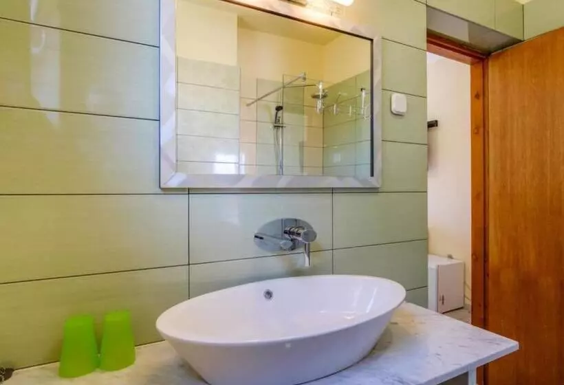 ベッドアンドブレックファースト Pansion Belvedere