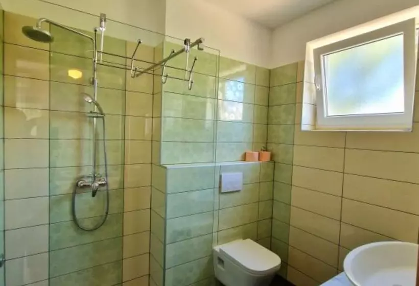 ベッドアンドブレックファースト Pansion Belvedere