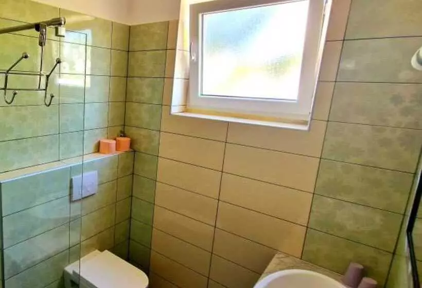 ベッドアンドブレックファースト Pansion Belvedere