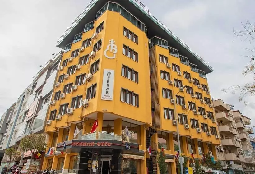 Berrak Otel