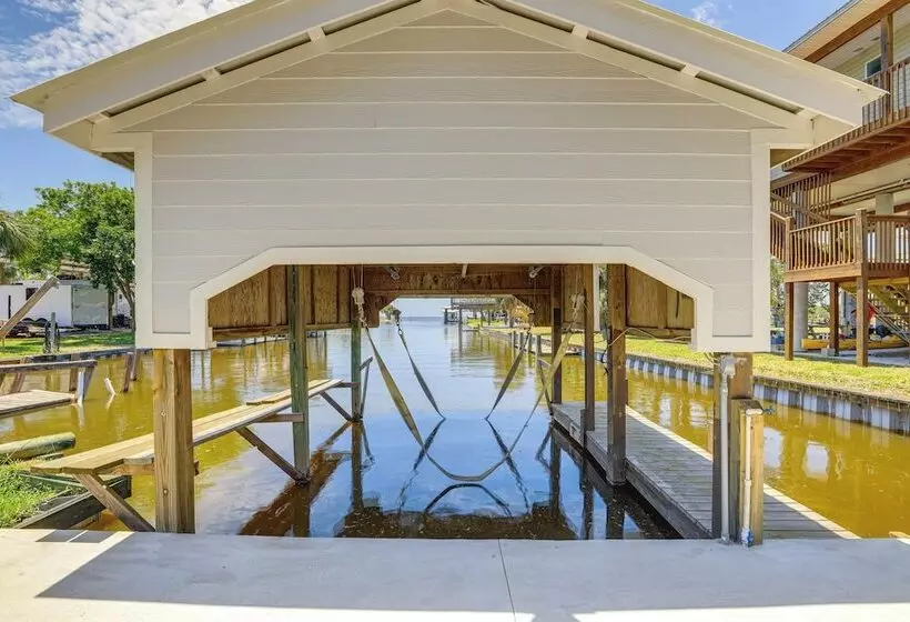 Canal Front Horseshoe Beach Home W/ Private Dock!