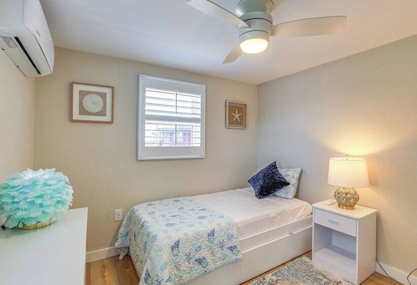 Canal Front Horseshoe Beach Home W/ Private Dock!