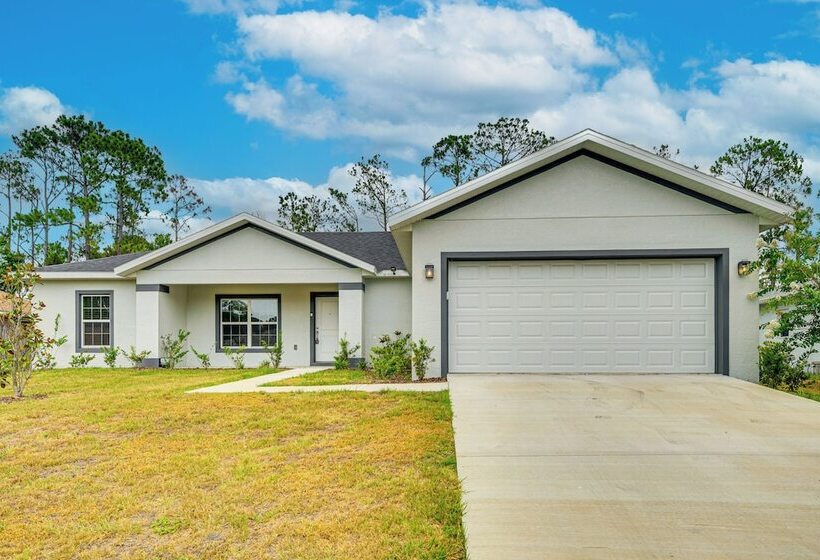 Chic Palm Coast Retreat ~ 10 Mi To Flagler Beach