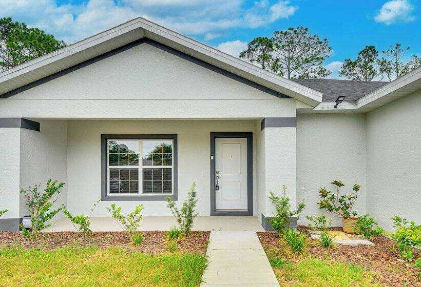 Chic Palm Coast Retreat ~ 10 Mi To Flagler Beach