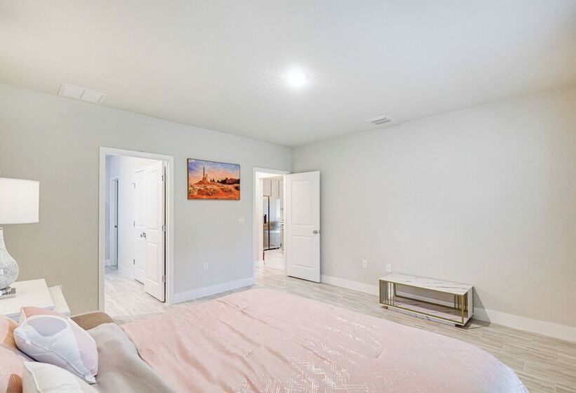 Chic Palm Coast Retreat ~ 10 Mi To Flagler Beach