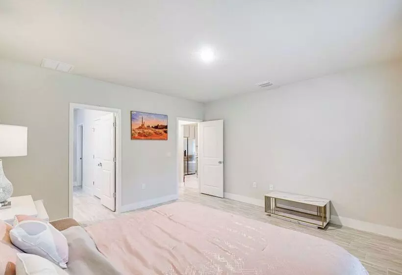 Chic Palm Coast Retreat ~ 10 Mi To Flagler Beach