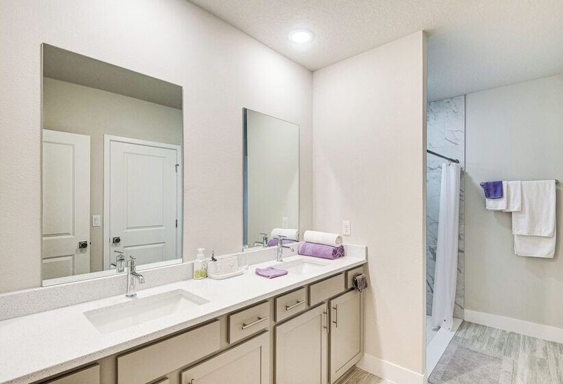 Chic Palm Coast Retreat ~ 10 Mi To Flagler Beach