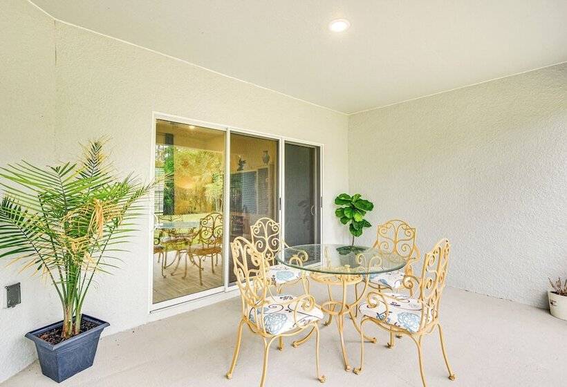 Chic Palm Coast Retreat ~ 10 Mi To Flagler Beach