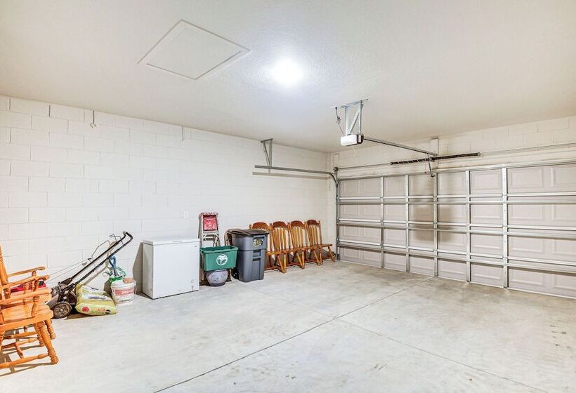 Chic Palm Coast Retreat ~ 10 Mi To Flagler Beach